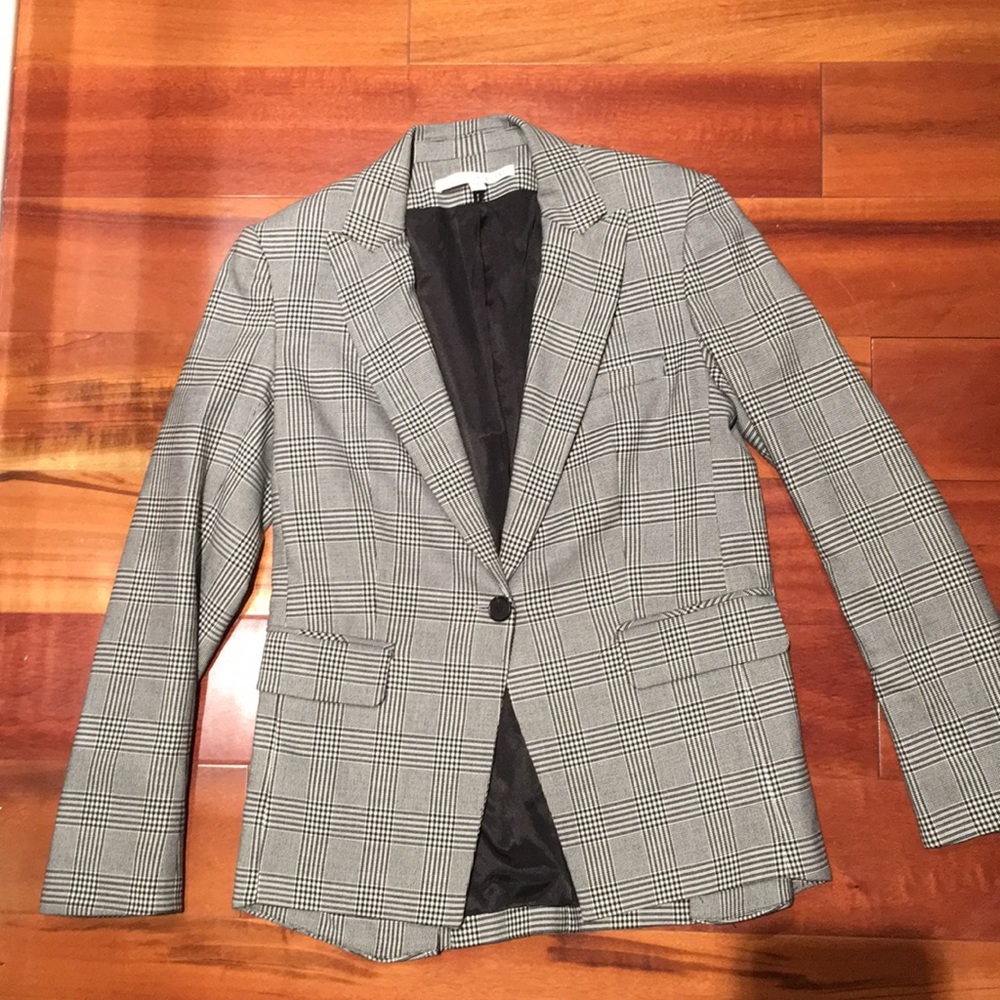 Veronica Beard Blazer , Black/white. Size 6